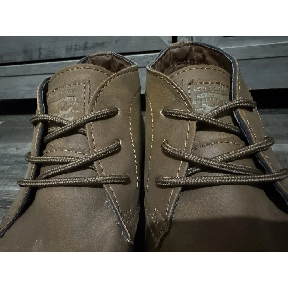 Levis Sonoma Wax 518815-DKTN Mens Size 11 Brown Mid Top Lace Up‎ Chukkas Boots